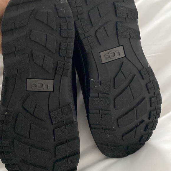 UGG Black Snow Boots, Youth size 4 - Picture 8 of 8